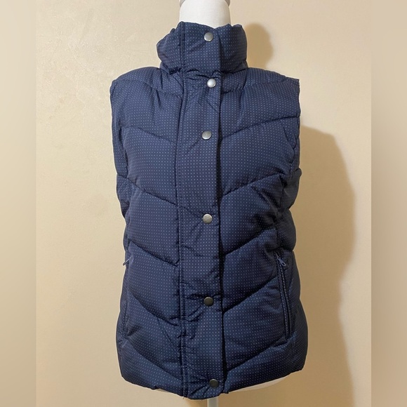 GAP Jackets & Blazers - Gap outdoor Edition winter warmth puffer vest navy dots women’s size small